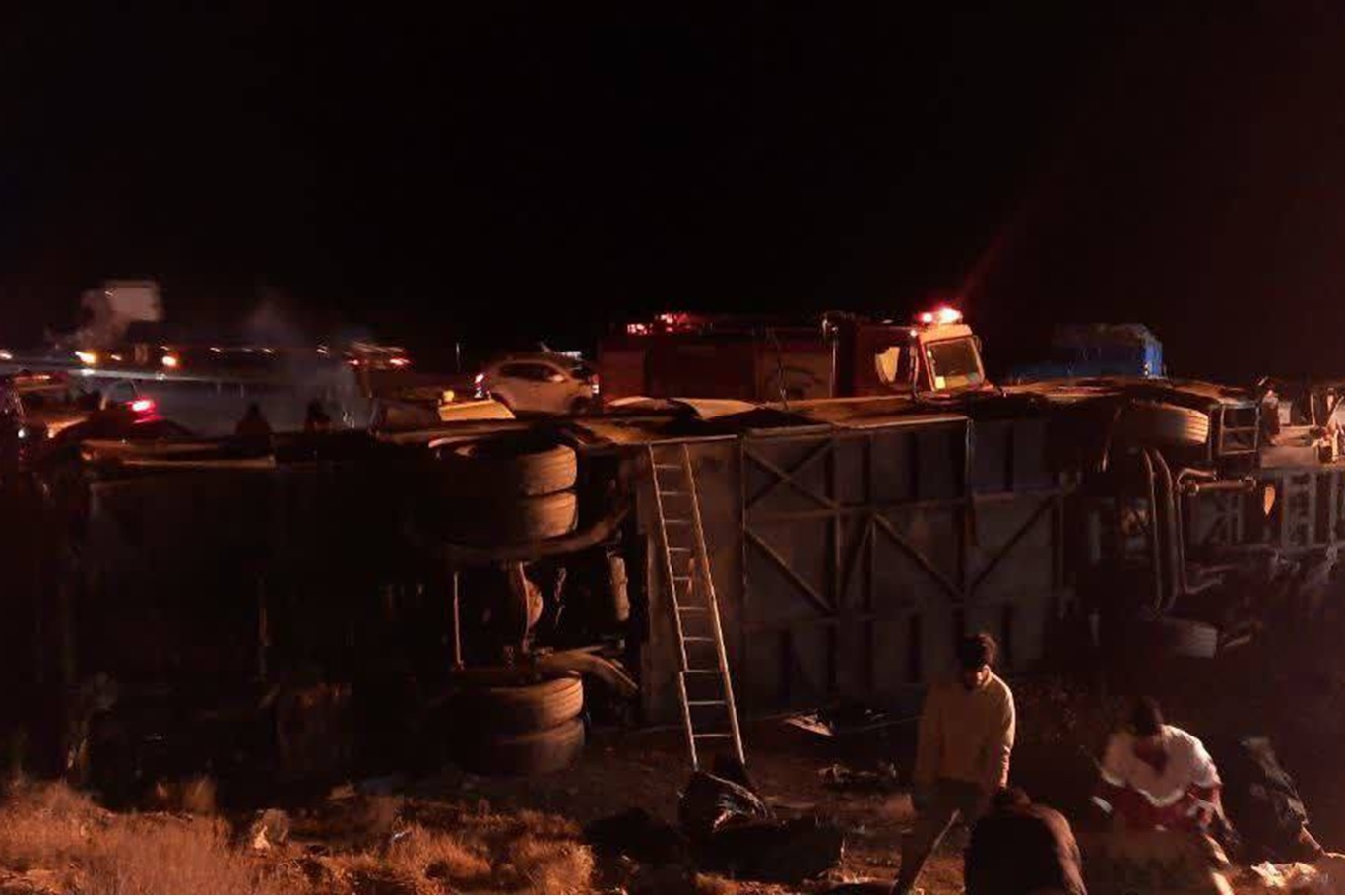 Li Îranê otobûs qulipî: 13 mirî, 13 birîndar