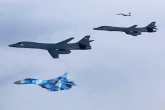 Rusya'la ait uzun menzilli bombardıman uçakları Karadeniz'de