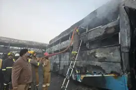 تصادف زنجیره‌ای در هند؛ ۱۵ نفر کشته و ۴۸ نفر زخمی شدند