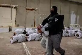 مؤسسات الأسرى: 9300 أسير فلسطيني في سجون الاحتلال بينهم عشرات النساء ومئات الأطفال