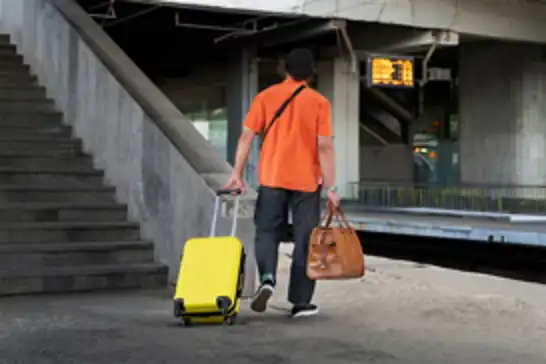 ترامب يحظر دخول السوريين والفلسطينيين إلى الولايات المتحدة