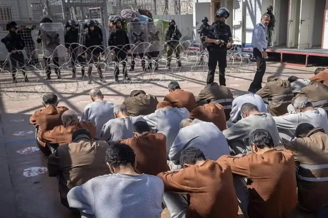  9,300 Palestinian prisoners held in Israeli occupation jails