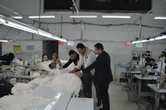 SGK’dan Batman'daki tekstil işletmesine bilgilendirme ziyareti