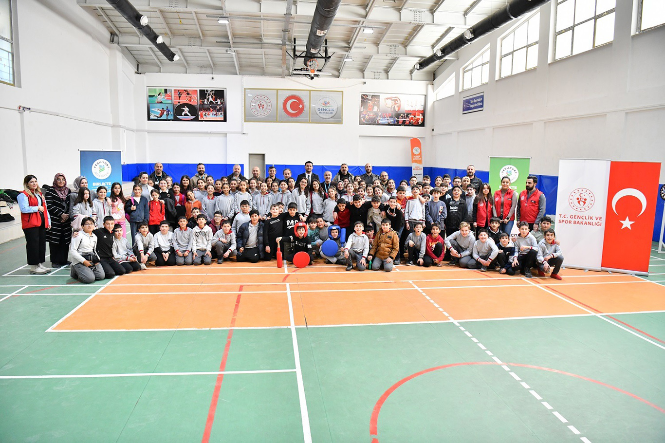 Yeşilyurt Belediyesi'nden "Önem" projesi kapsamında gençlik etkinliği