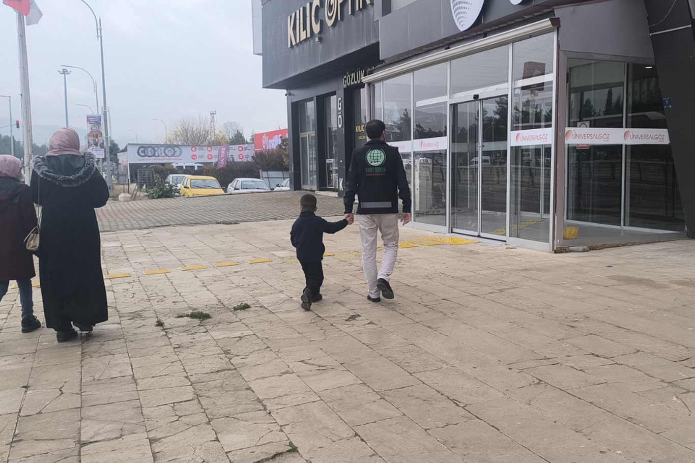 Elazığ Umut Kervanı bir çocuğun göz ameliyatını üstlendi