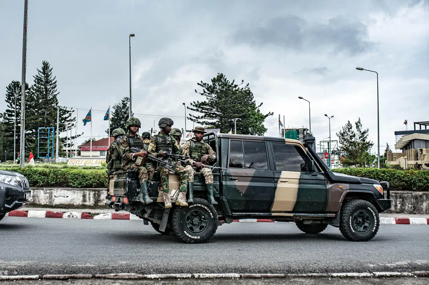M23 isyancıları, Kongo Demokratik Cumhuriyeti'nin doğusundaki Uvira'dan çekilmeye başladı