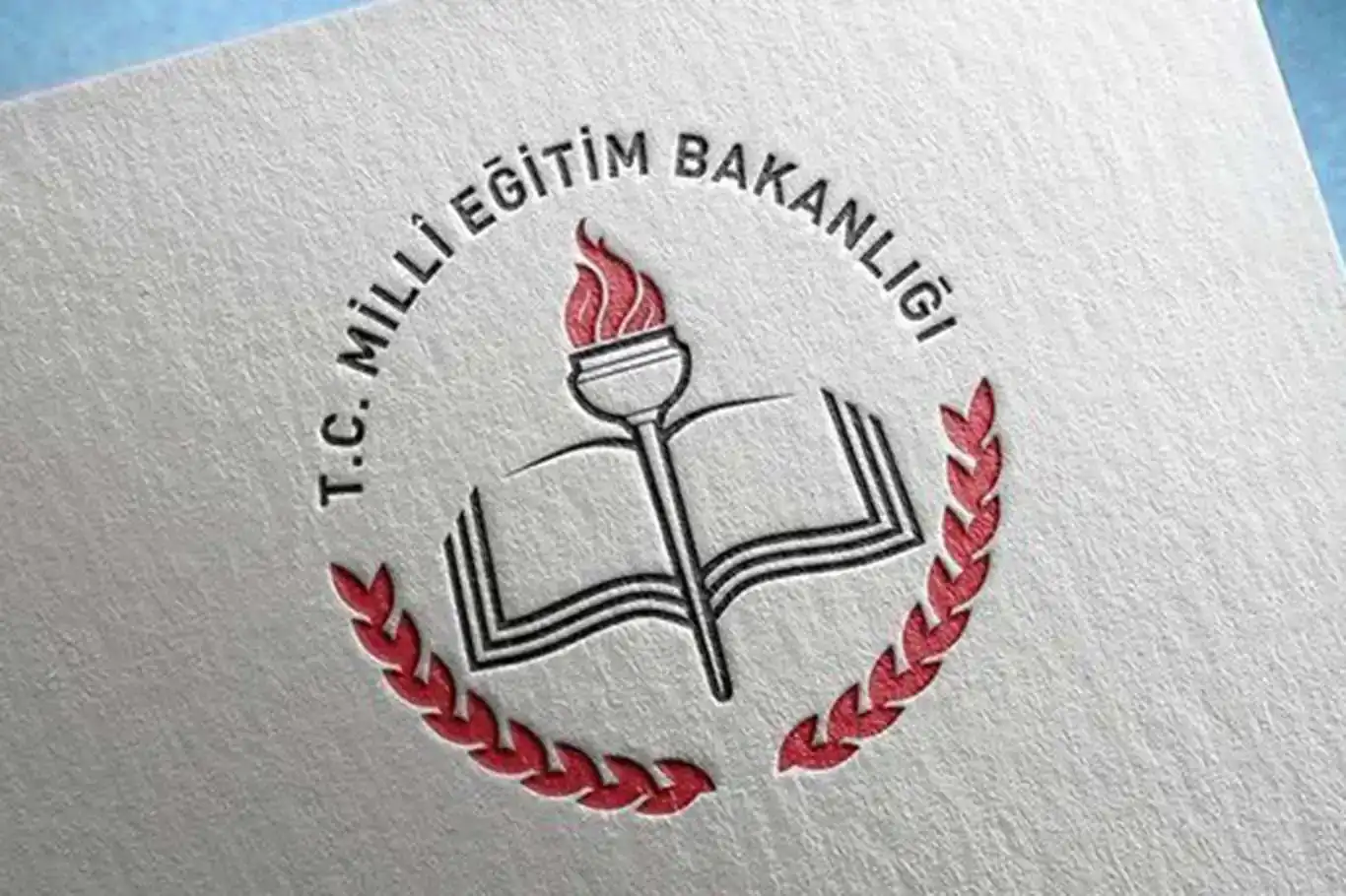 MEB’in dijital servisleri ÖBS ve OVA’dan 600 bini aşkın kişi yararlandı