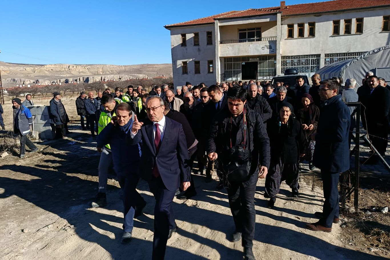 Malatya'da depremzedelere köy evleri teslim edildi