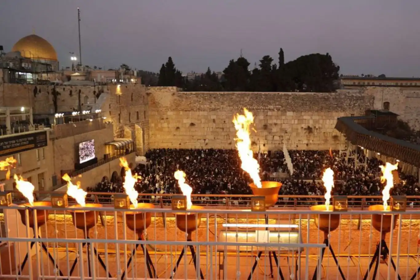 İşgal propagandası Kudüs'te sahnelendi: Büyükelçiler Burak Meydanı'na götürüldü