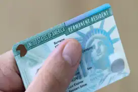 ABD, Green Card programını askıya aldı