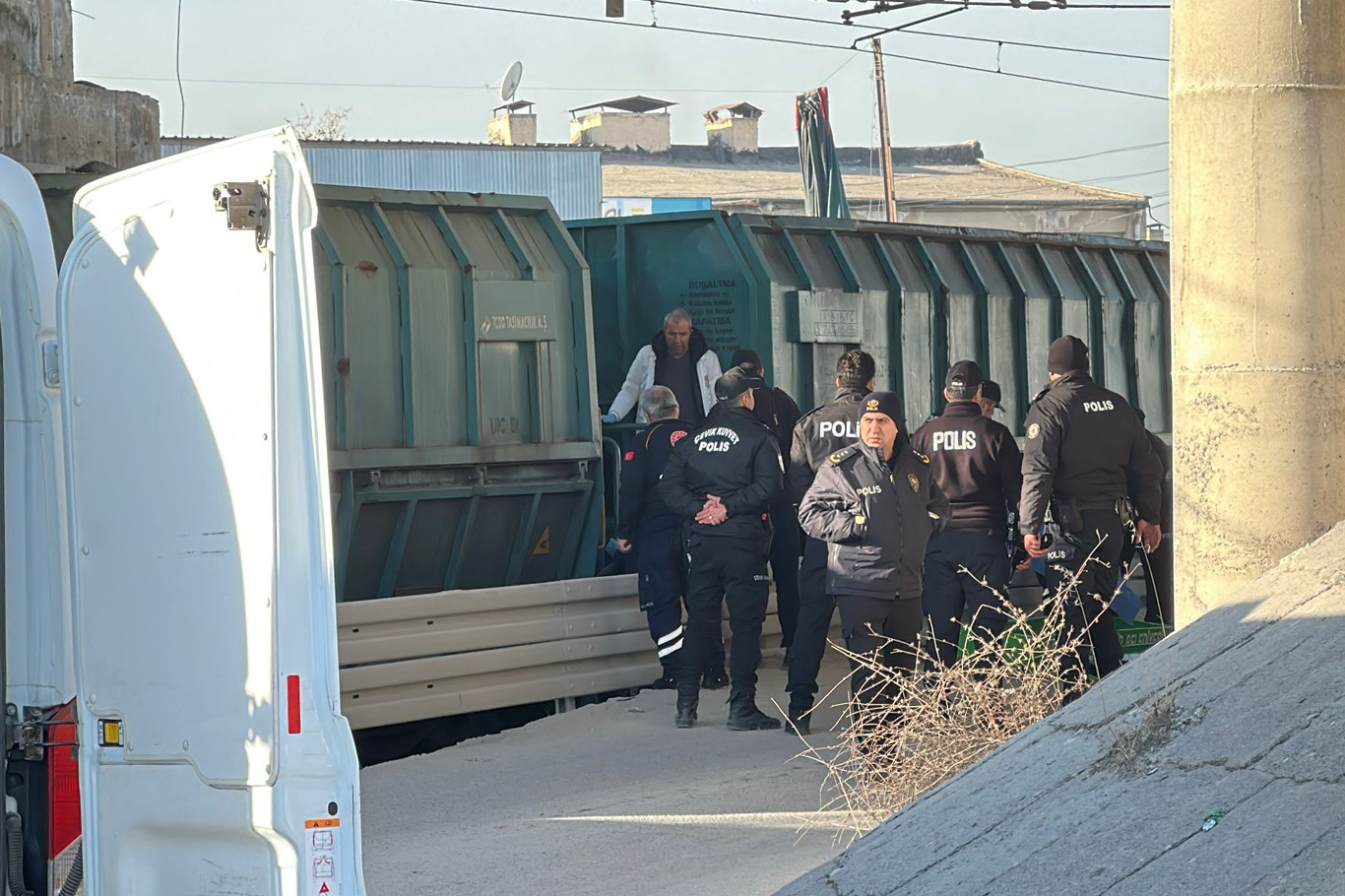 Malatya'da trenin çarptığı öğrenci hayatını kaybetti