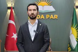 Büyüyen trafik sorununa çözüm bulmak yerine konserlere bütçe ayıran belediyeye tepki