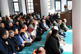 Deprem bölgesi Malatya'da bir camii daha ibadete açıldı