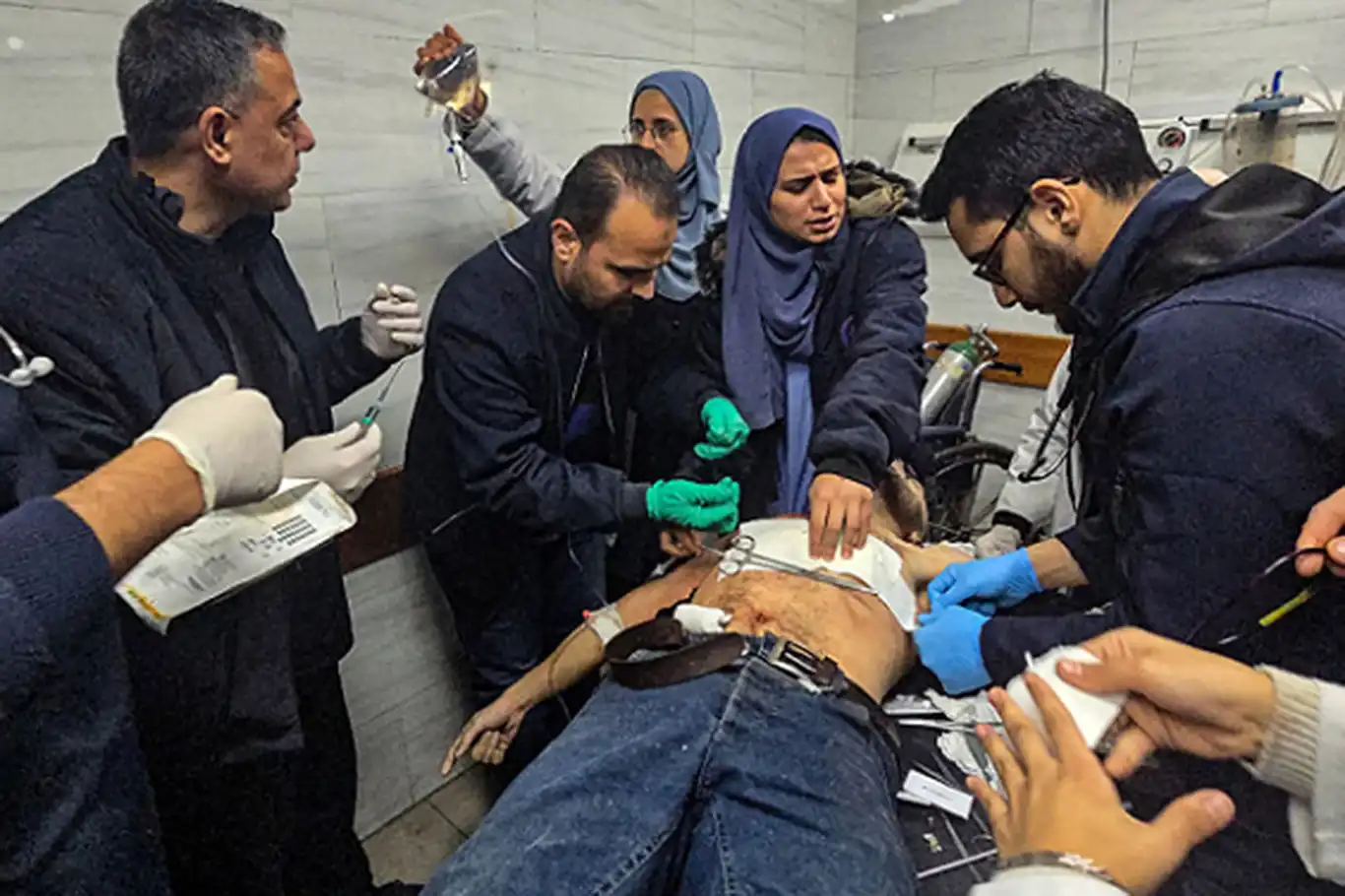 Gazze Şeridi’nde tıbbi tahliye bekleyen 1000 hasta şehit oldu