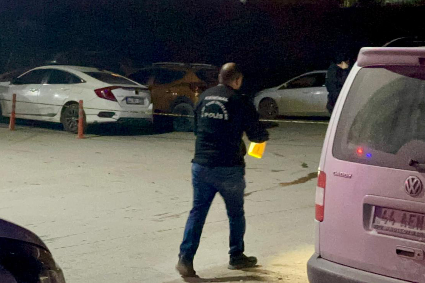 Malatya'da işyeri kurşunlanması sonrası karakol önünde kavga: 3 yaralı