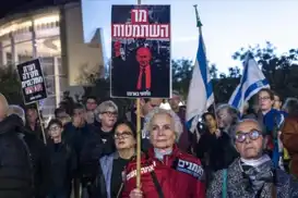 احتجاجات ضد نتنياهو في تل أبيب: "المجرمون مكانهم السجون لا الحكومة"