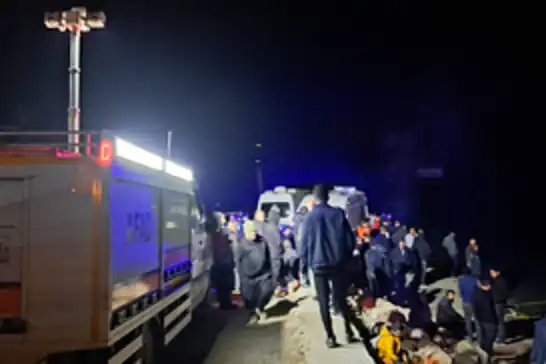 Adıyaman'da baraj gölünde tekne alabora oldu: 1 kişi kayıp