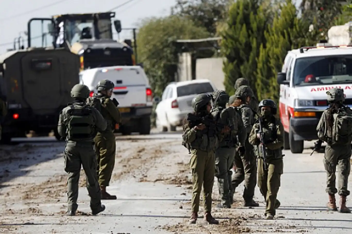 الضفة  الغربية..إصابة 10 فلسطينيين برصاص الاحتلال وهجمات للمستوطنين