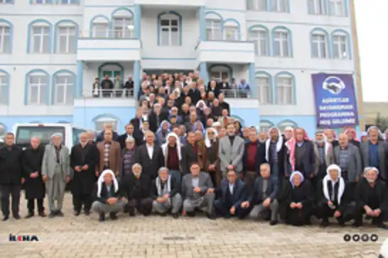 لە دیاربەکر عەشیرەتەکان کۆبوونەوە: با پێکەوە کێشەکانمان چارەسەر بکەین