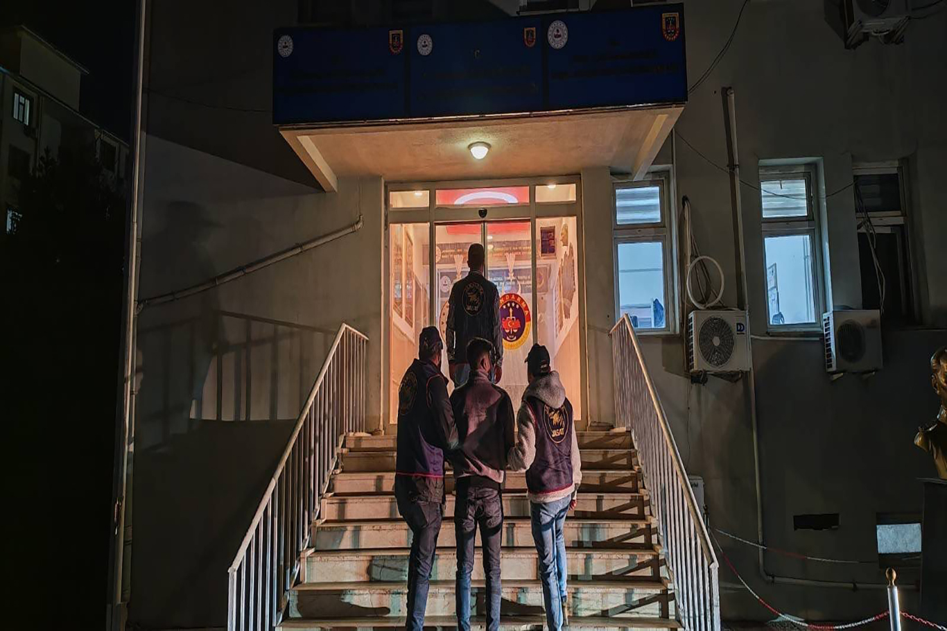 Diyarbakır’da ağır suçlardan aranan 110 kişi yakalandı