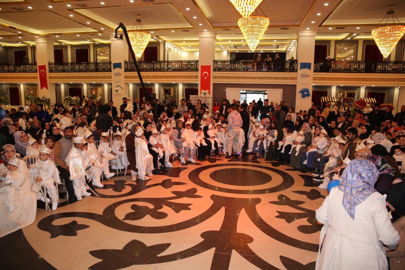 Batman'da toplu sünnet şöleni düzenlendi