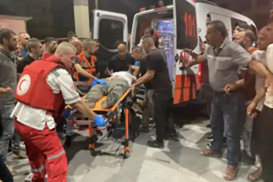 Batı Şeria genelinde işgalci baskınları: 3 yaralı