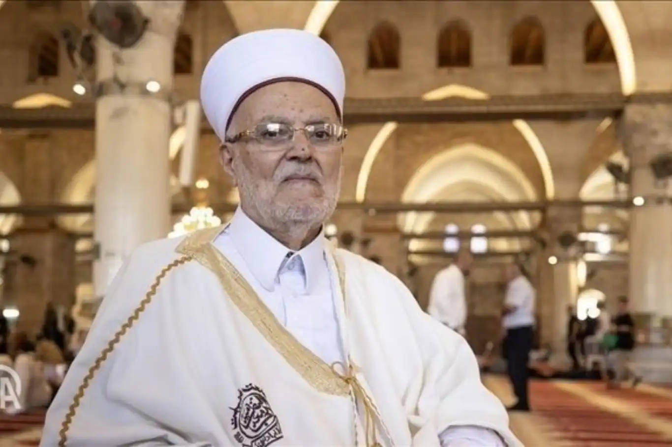 الشيخ عكرمة صبري يحذر من غياب الرادع وتصاعد مخططات هدم الأقصى