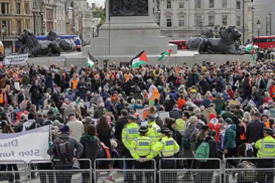 Londra’da Filistin aktivistlerine destek eylemi