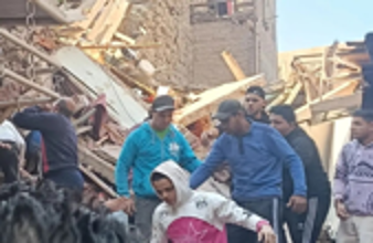 انهيار عقار سكني في مصر وأعداد من الضحايا