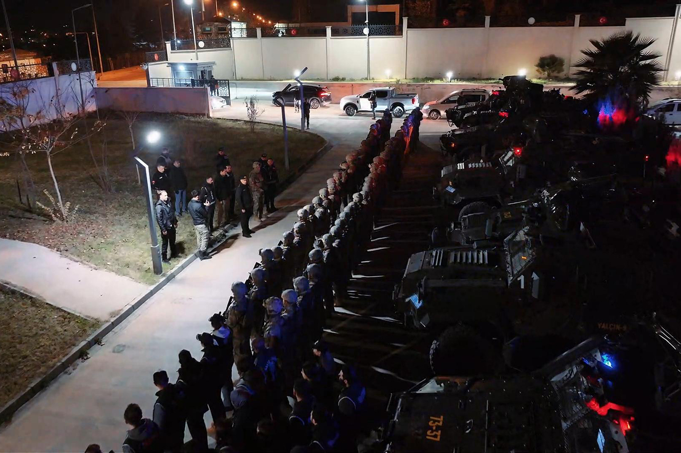 Şırnak'ta düzenlenen operasyonda 11 kişi gözaltına alındı