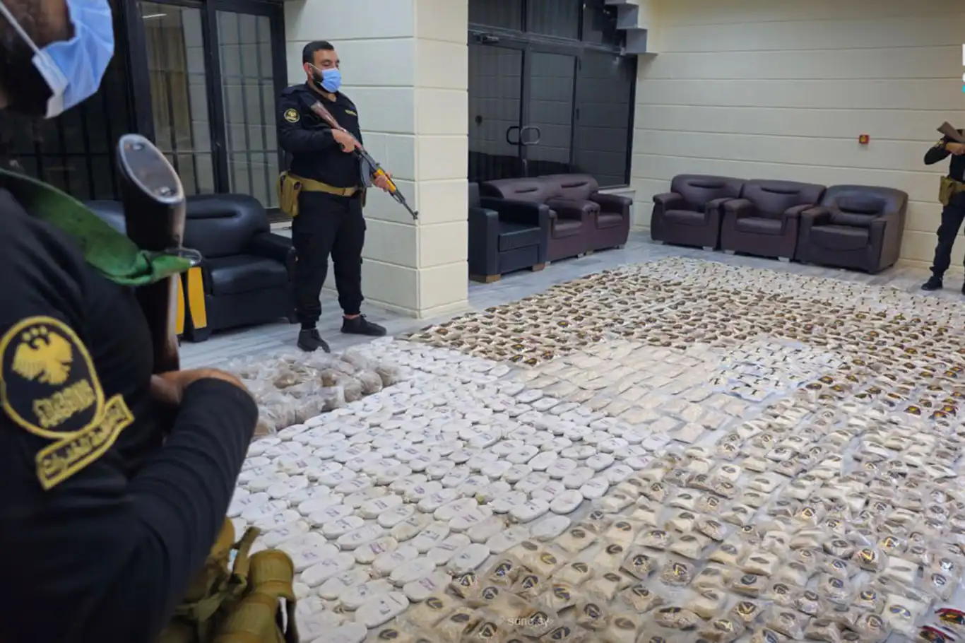 Suriye'de uyuşturucu operasyonu: 162 bin captagon hapı ele geçirildi