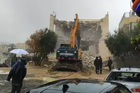 Siyonist işgalciler Kudüs'te iki evi daha yıktı