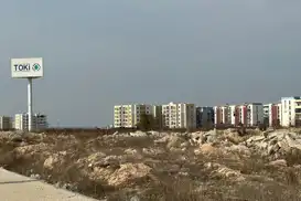 Adana Buruk TOKİ’de temel hizmetlere erişimde sorunlar yaşanıyor