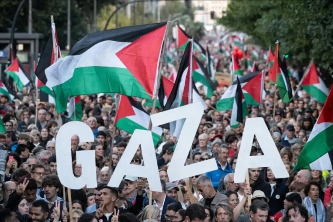 عام 2025..غضب عالمي متزايد ضد الهجمات الصهيونية على غزة