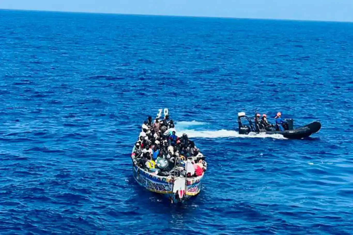 السنغال: انقلاب قارب يودي بحياة 12 شخصًا