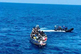 السنغال: انقلاب قارب يودي بحياة 12 شخصًا