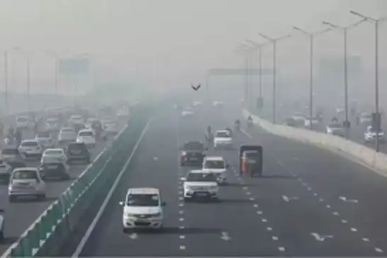 Delhi'deki hava kirliliği, Hindistan yönetimini endişelendiriyor