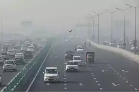 Delhi'deki hava kirliliği, Hindistan yönetimini endişelendiriyor