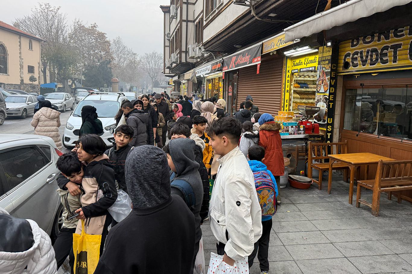 Vatandaş asgari ücret değil, insani ücret istiyor