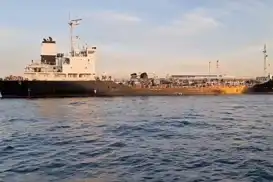 إيران تصادر سفينة تحمل 4 ملايين لتر من الوقود المهرّب