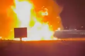 Mardin’de soğan yüklü tır seyir halindeyken alevlere teslim oldu 