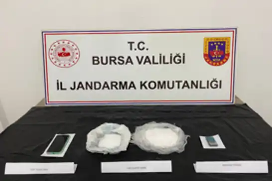 Bursa’da durdurulan araçta uyuşturucu ele geçirildi 
