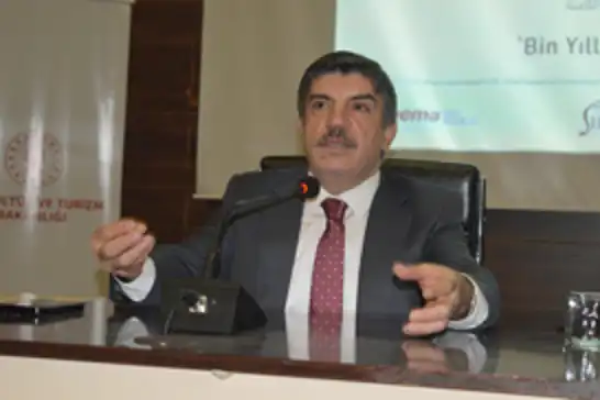 Prof. Dr. Yasin Aktay: Türkiye, modernleşme ve batılılaşma adı altında kendi kimliğinden uzaklaştırıldı