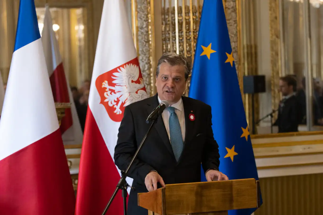 Polonya'nın Paris Büyükelçisi Rosciszewski görevden alındı