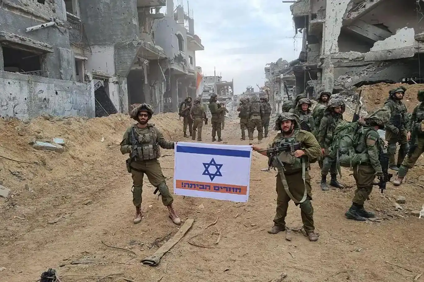 رژێمی داگیرکەر ناوێکی نوێ بە هێرشەکانی خۆی لە غەززە دەنێت: شەڕی زیندووبوونەوە