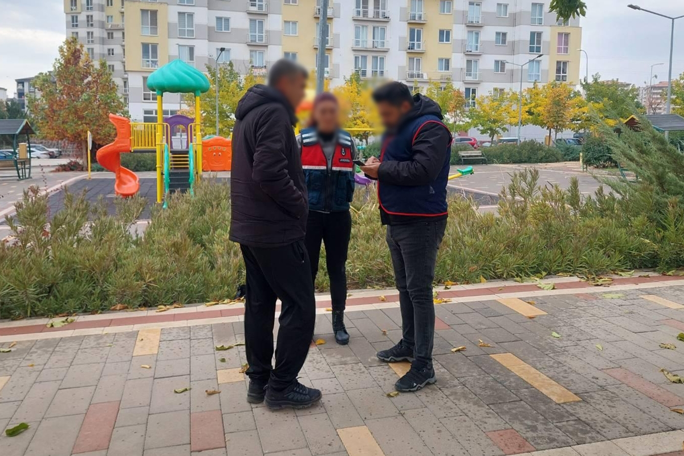 Gaziantep'te "Huzurlu Okul Önleri ve Huzurlu Sokaklar" uygulaması