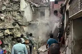 لە میسر باڵەخانەیەکی ٥ نهۆمی ڕووخا: ٨ کەس گیانیان لەدەستدا