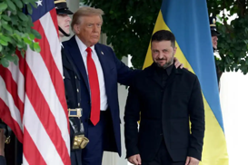 Trump signals control over Ukraine peace talks ahead of Zelensky meeting