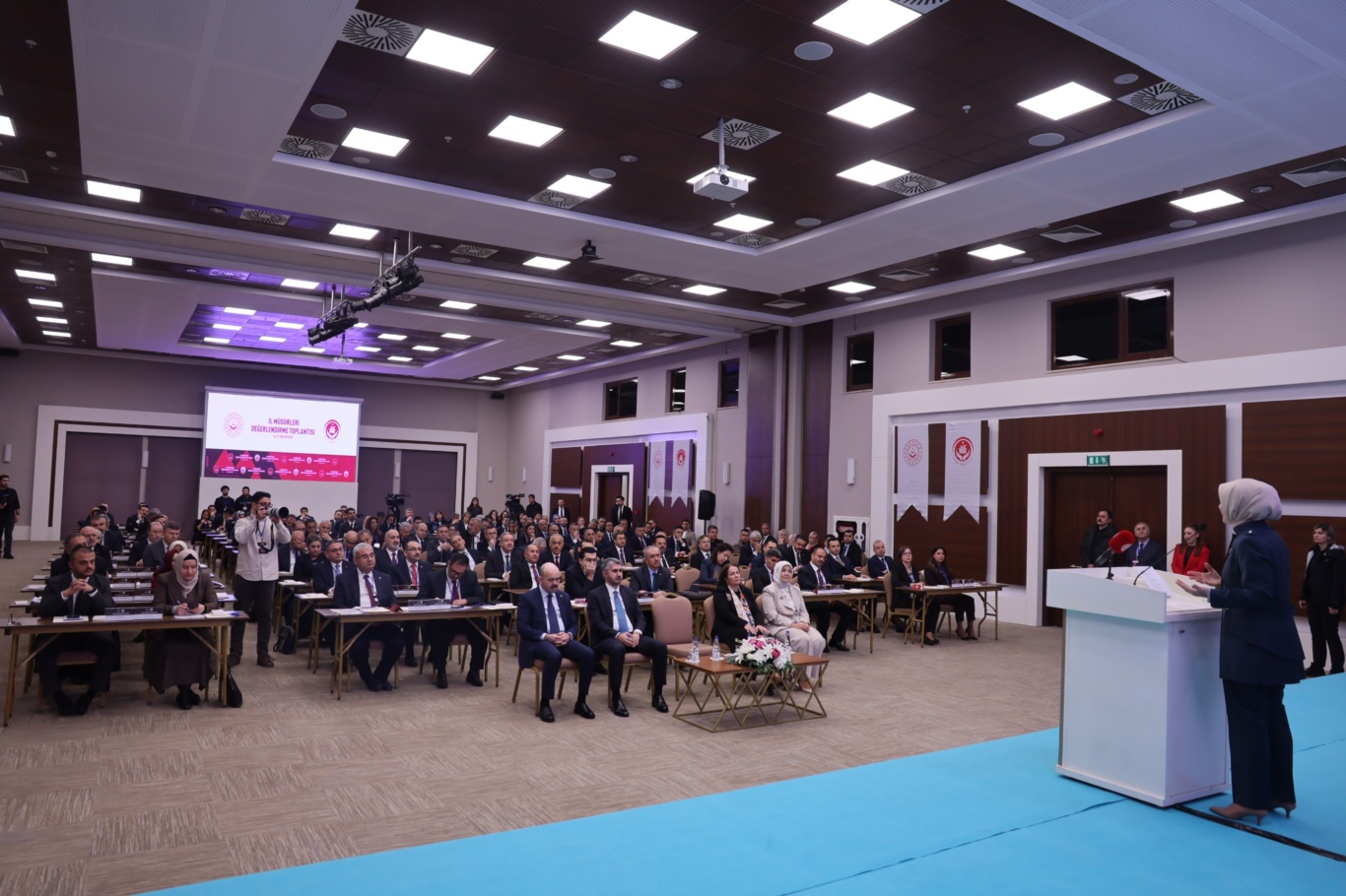 Aile ve Sosyal Hizmetler Bakanı Mahinur Özdemir Göktaş