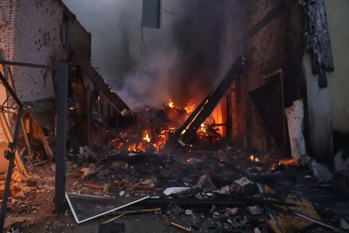 Zelenskyy says Russia launches massive drone and missile attack on Kyiv